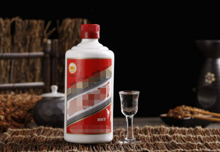 為什么茅臺酒玻璃瓶是乳白色的，而不是透明的？大多數(shù)人都不知道